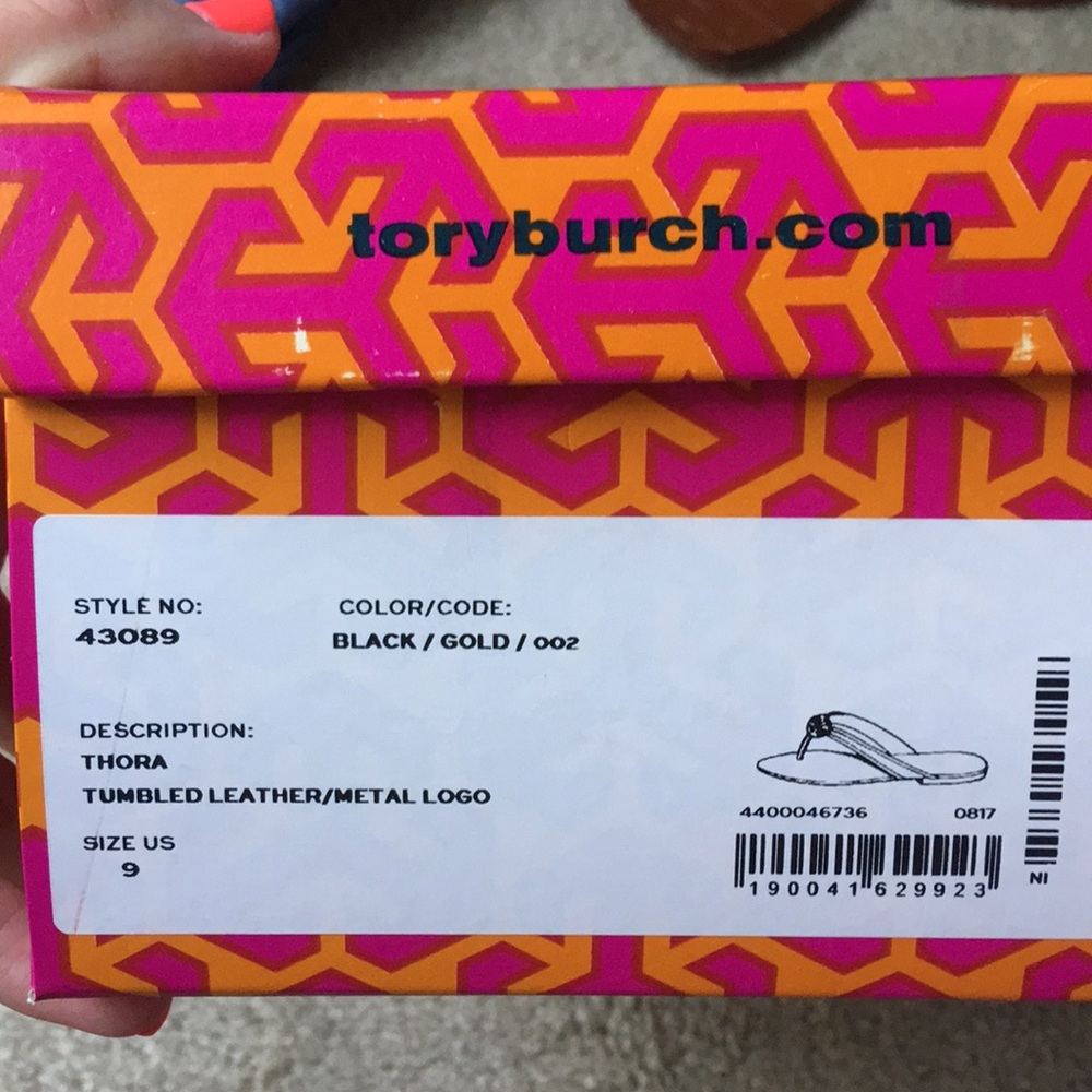 NIB Tory Burch Thora Black Tumbled Leather Sandals - Picture 6 of 7